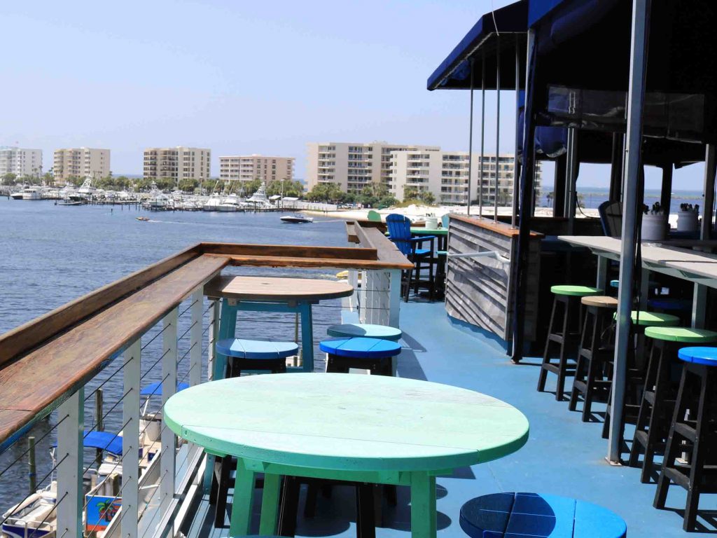 Breakfast places in Destin, Tailfins Waterfront Grill