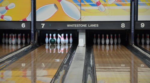 Whitestone Lanes, bowling alleys in Queens