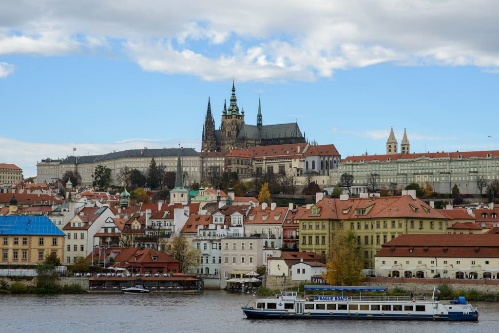 Vltava River, romantic things to do in Prague for couples